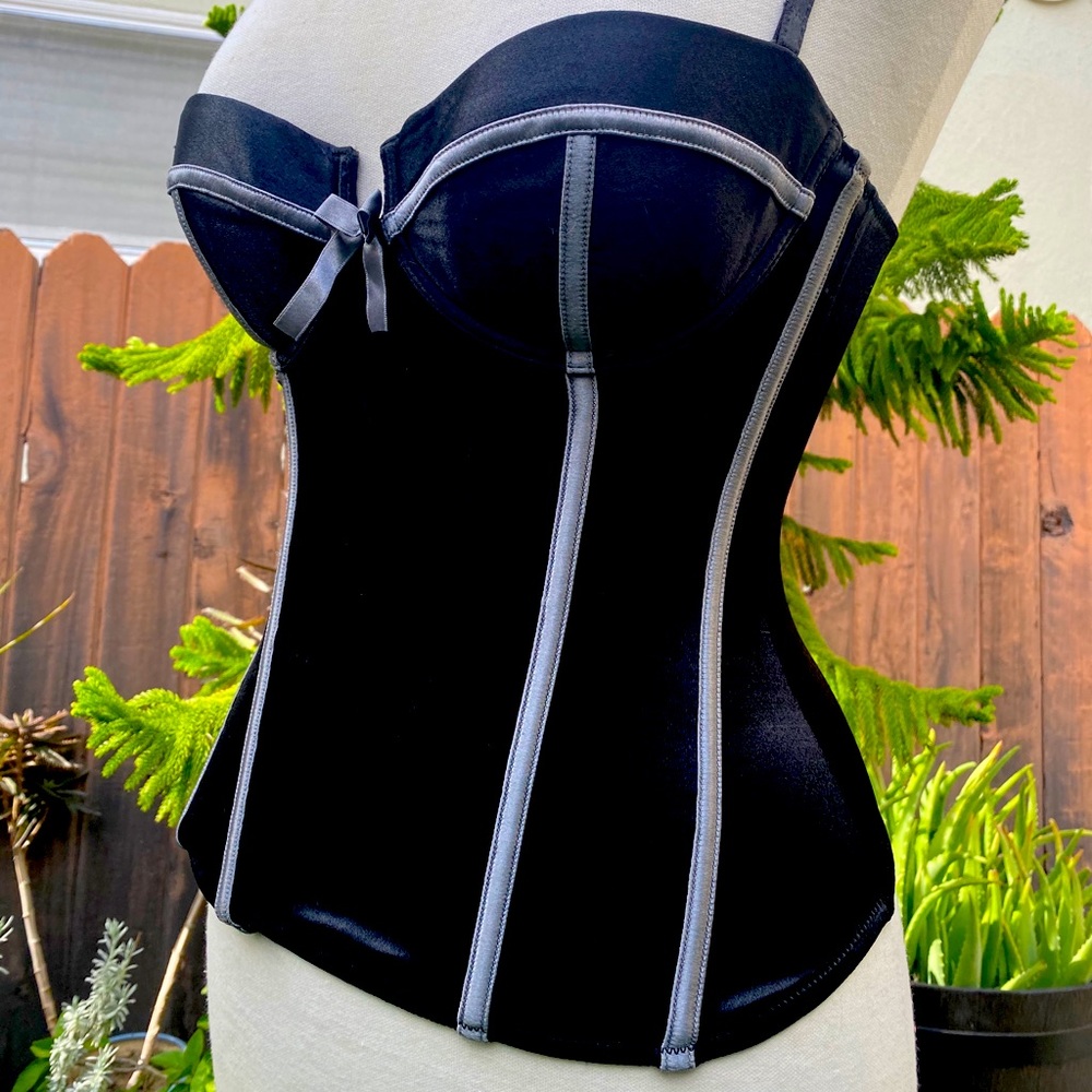 34B H&M Black/Silver Corset